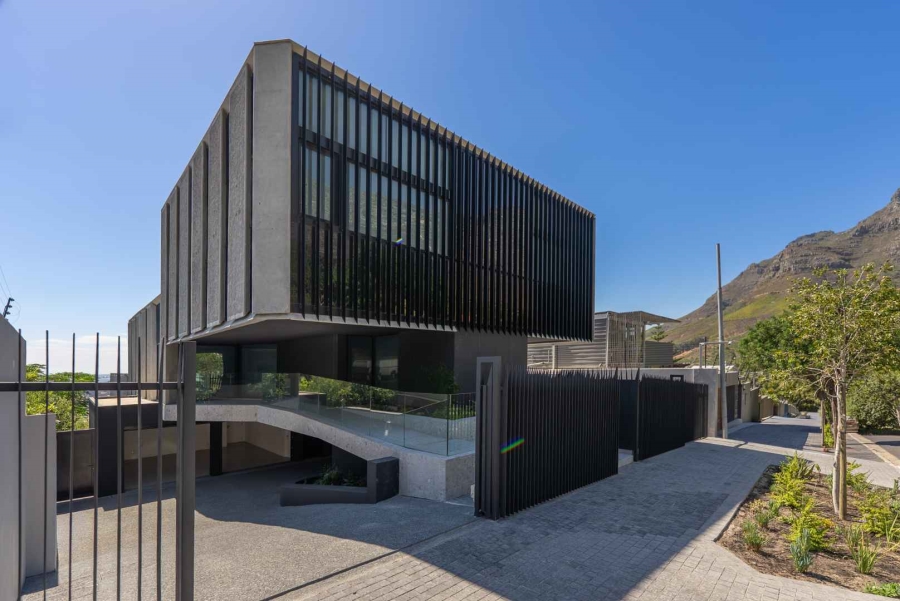 3 Bedroom Property for Sale in Oranjezicht Western Cape